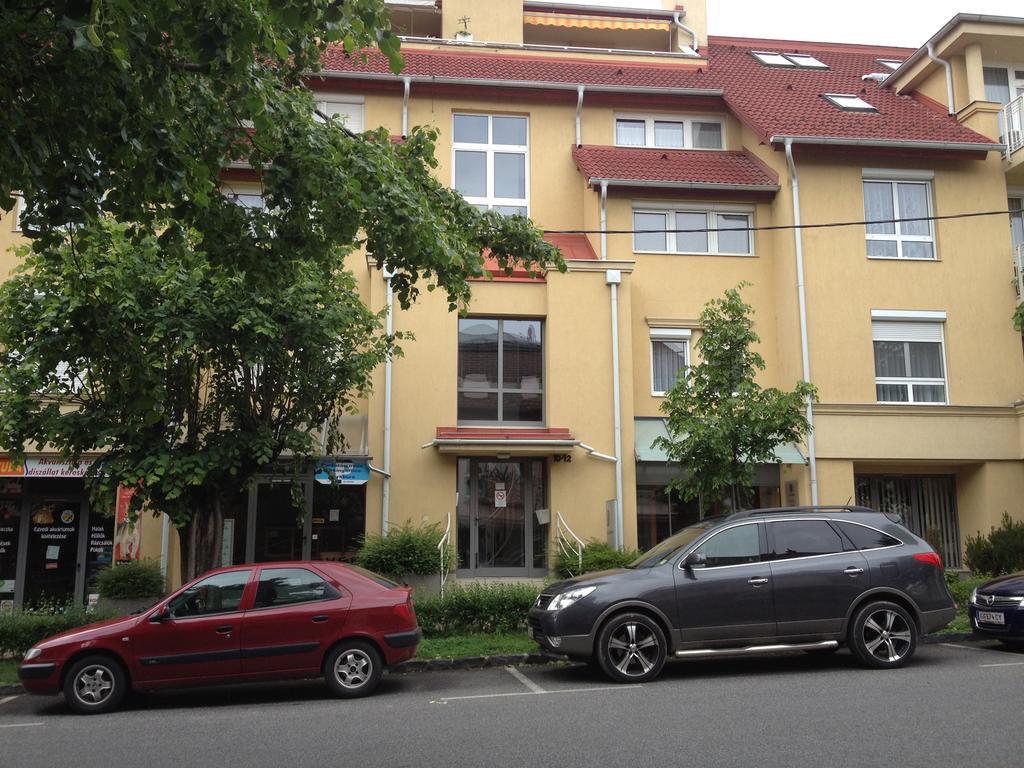 Yuliya 9 Apartment Heviz Exterior photo